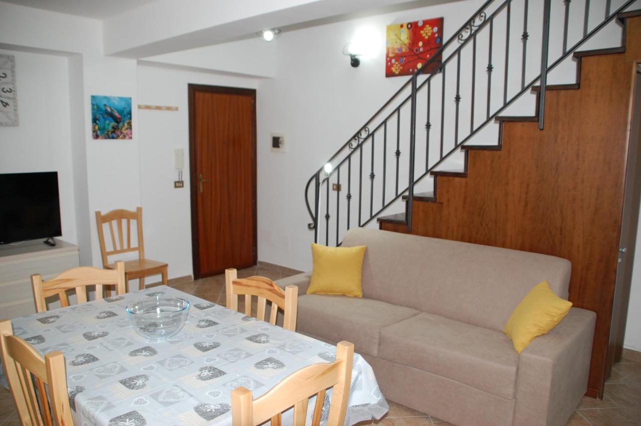 Casa Vacanze Antico Cortile Delle Palme Villa Villagrazia Di Carini ภายนอก รูปภาพ